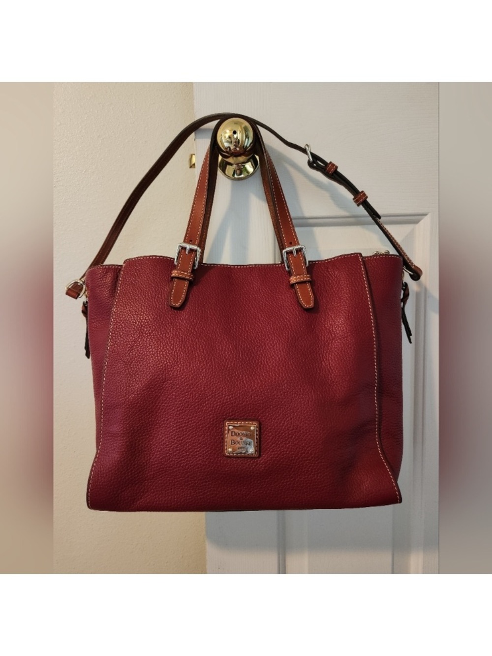 Dooney & Bourke Large Mindy Leather Purse in Cranberry - never used!